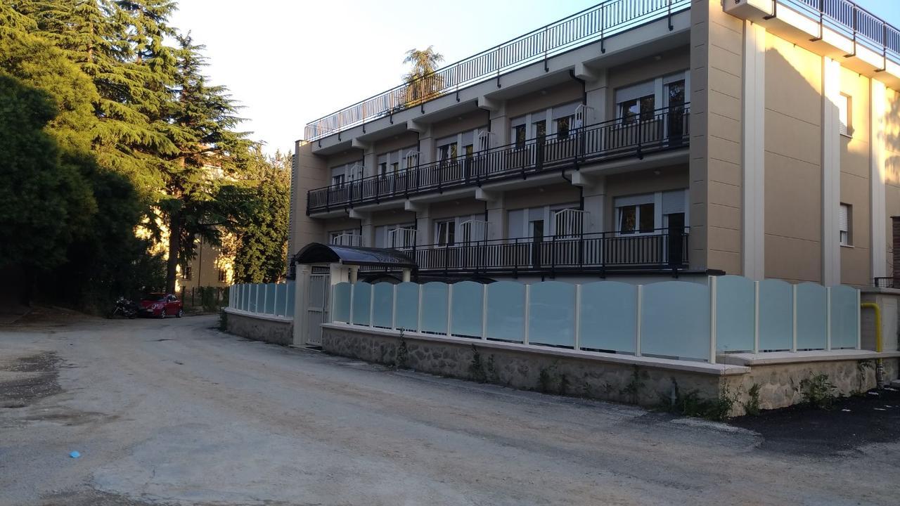 Casa Ospitalita San Giuseppe Bed and Breakfast Λ' Άκουιλα Εξωτερικό φωτογραφία