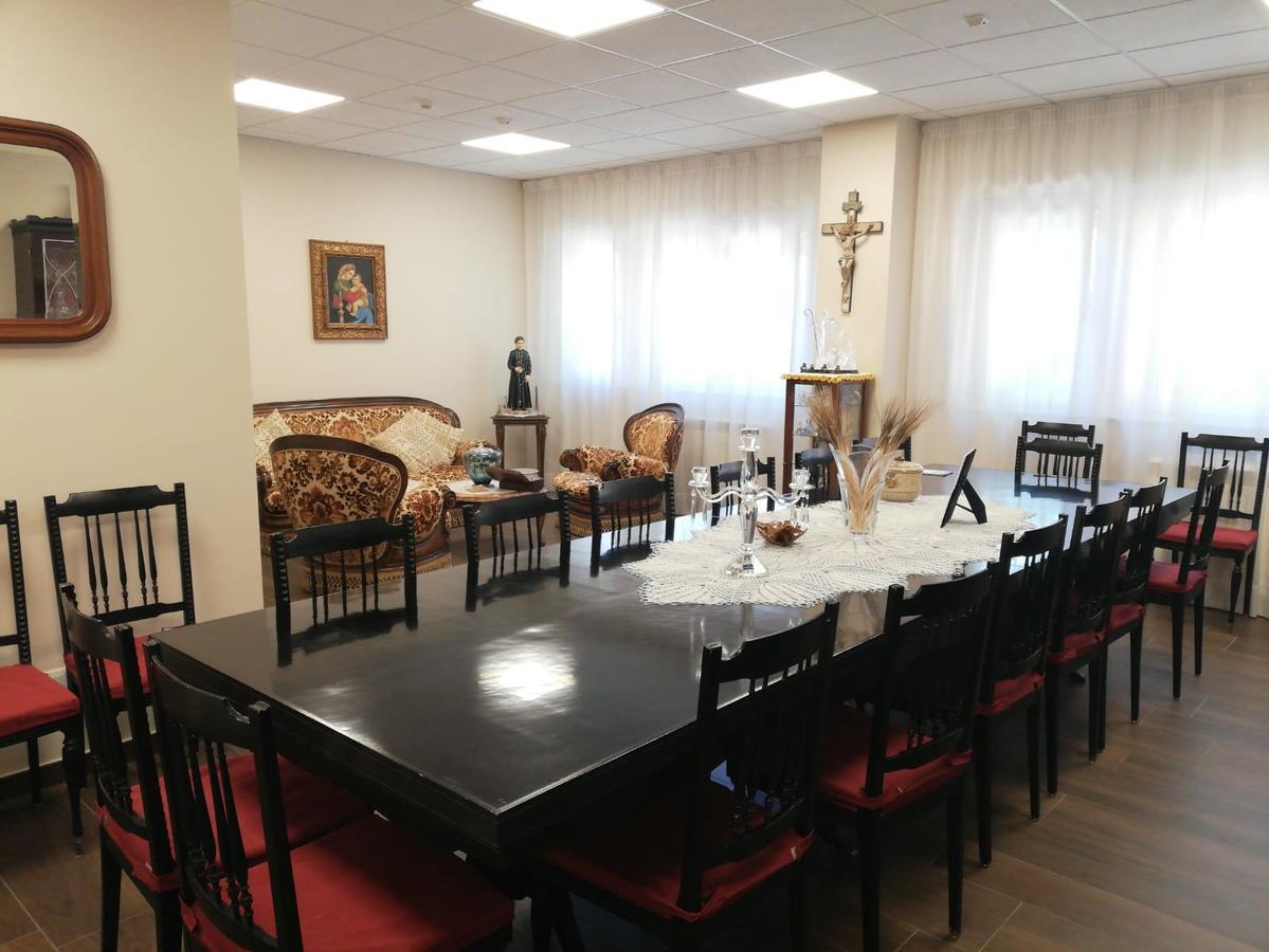 Casa Ospitalita San Giuseppe Bed and Breakfast Λ' Άκουιλα Εξωτερικό φωτογραφία